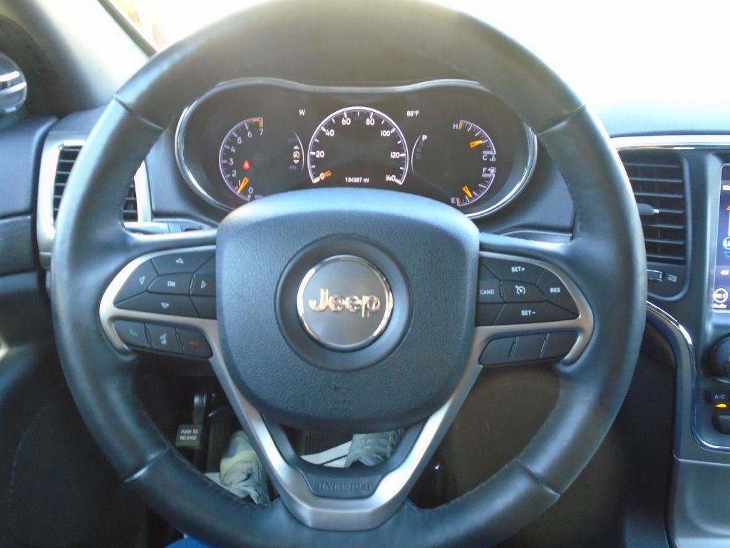 2018 Jeep Grand Cherokee Image 16
