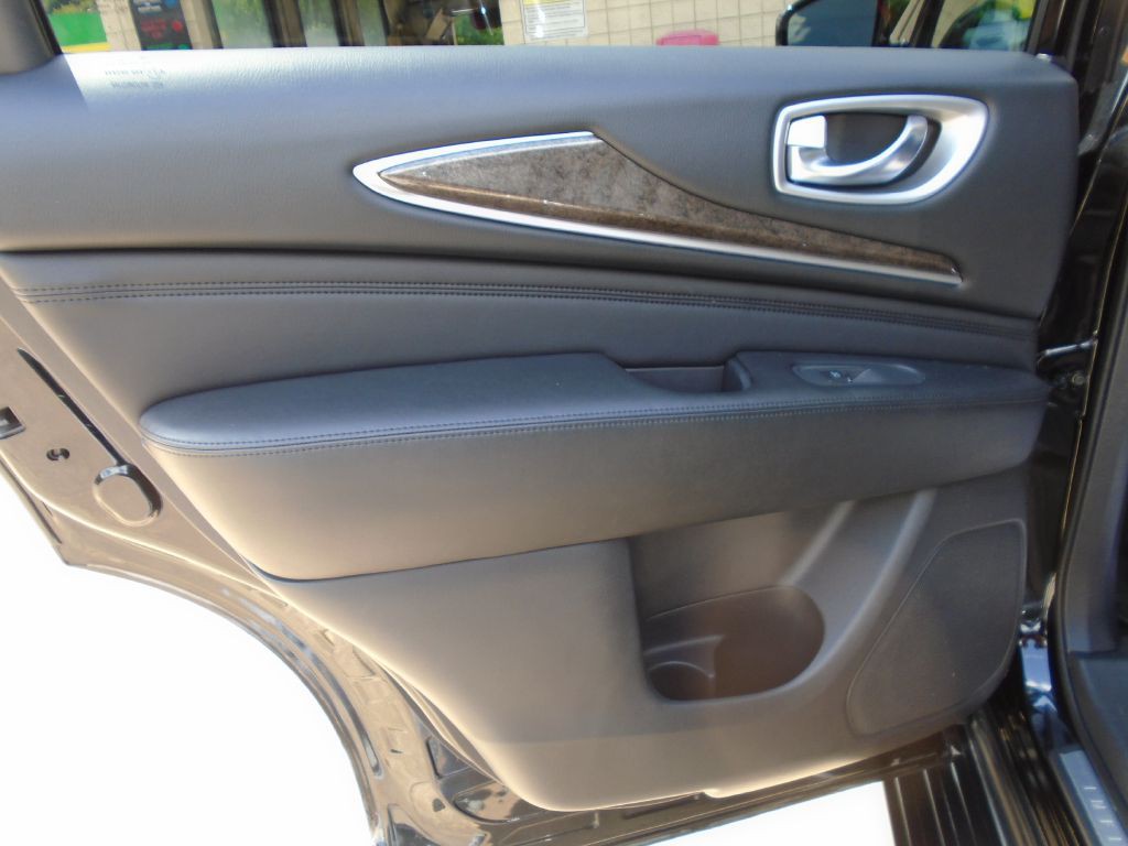 2013 INFINITI JX35 Image 10