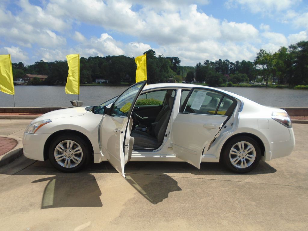 2012 Nissan Altima Image 6