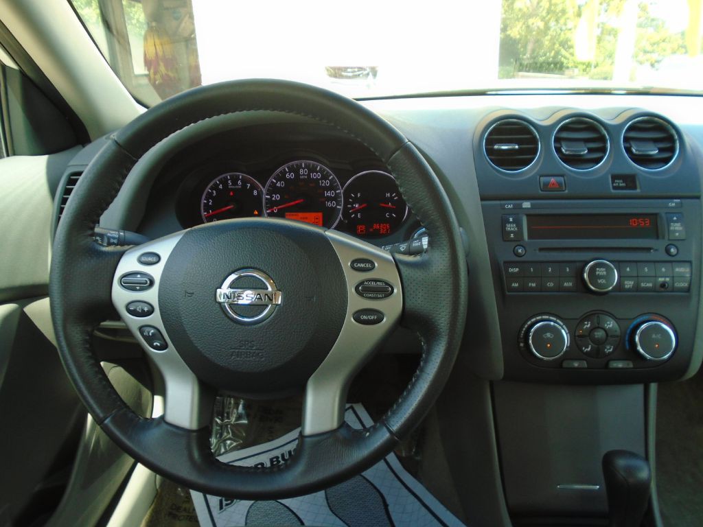 2012 Nissan Altima Image 15
