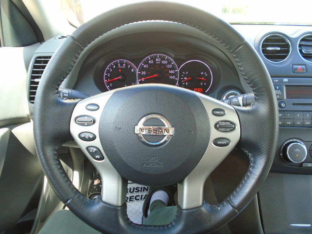 2012 Nissan Altima Image 18