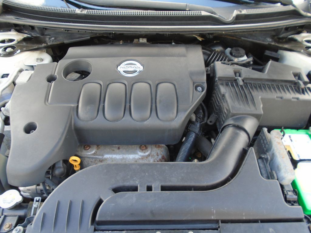 2012 Nissan Altima Image 21