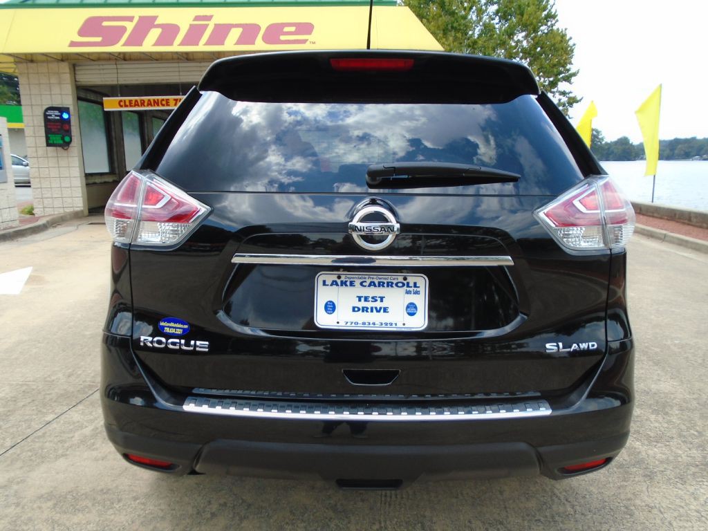 2015 Nissan Rogue Image 2