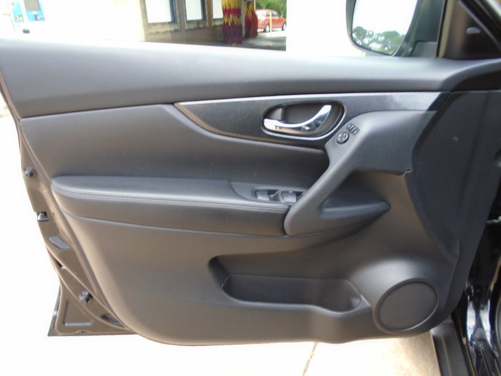 2015 Nissan Rogue Image 7