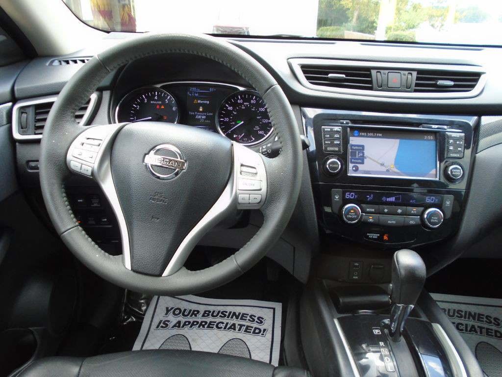 2015 Nissan Rogue Image 15