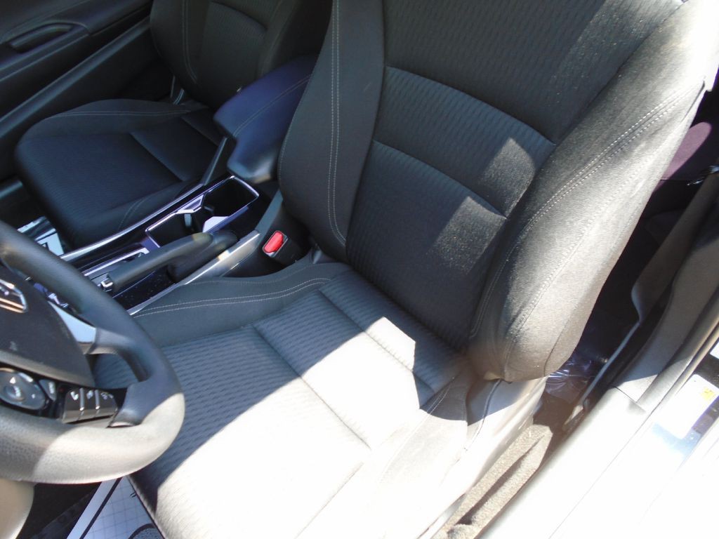 2016 Honda Accord Image 10