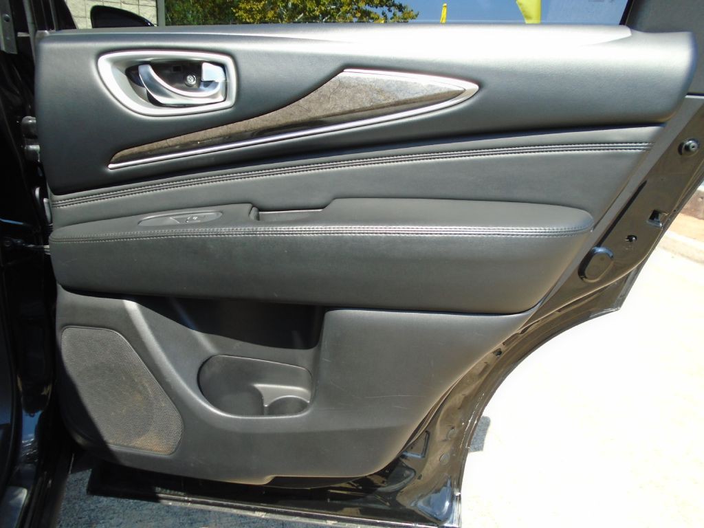 2015 INFINITI QX60 Image 9