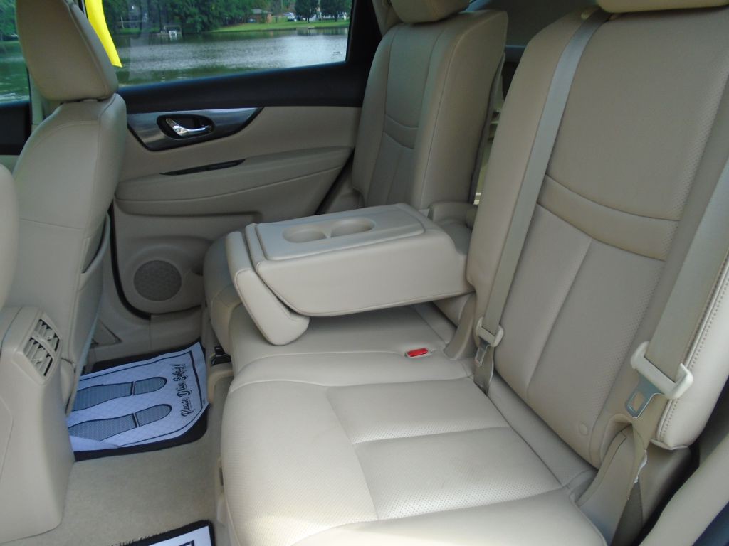 2015 Nissan Rogue Image 14
