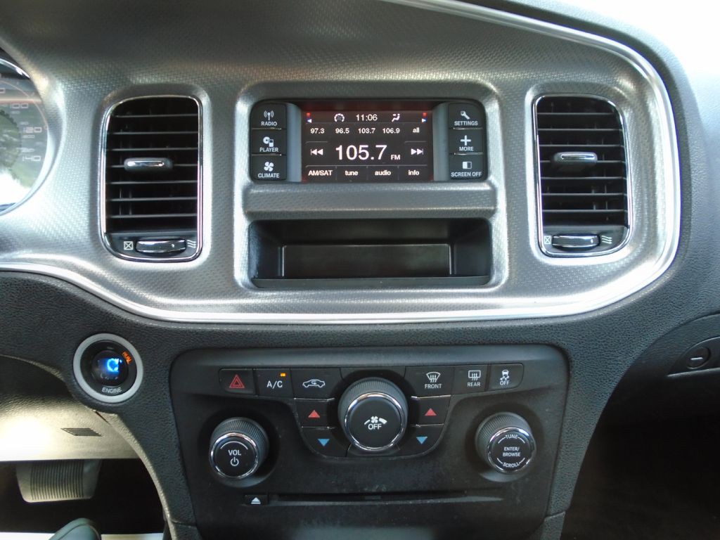 2013 Dodge Charger Image 19