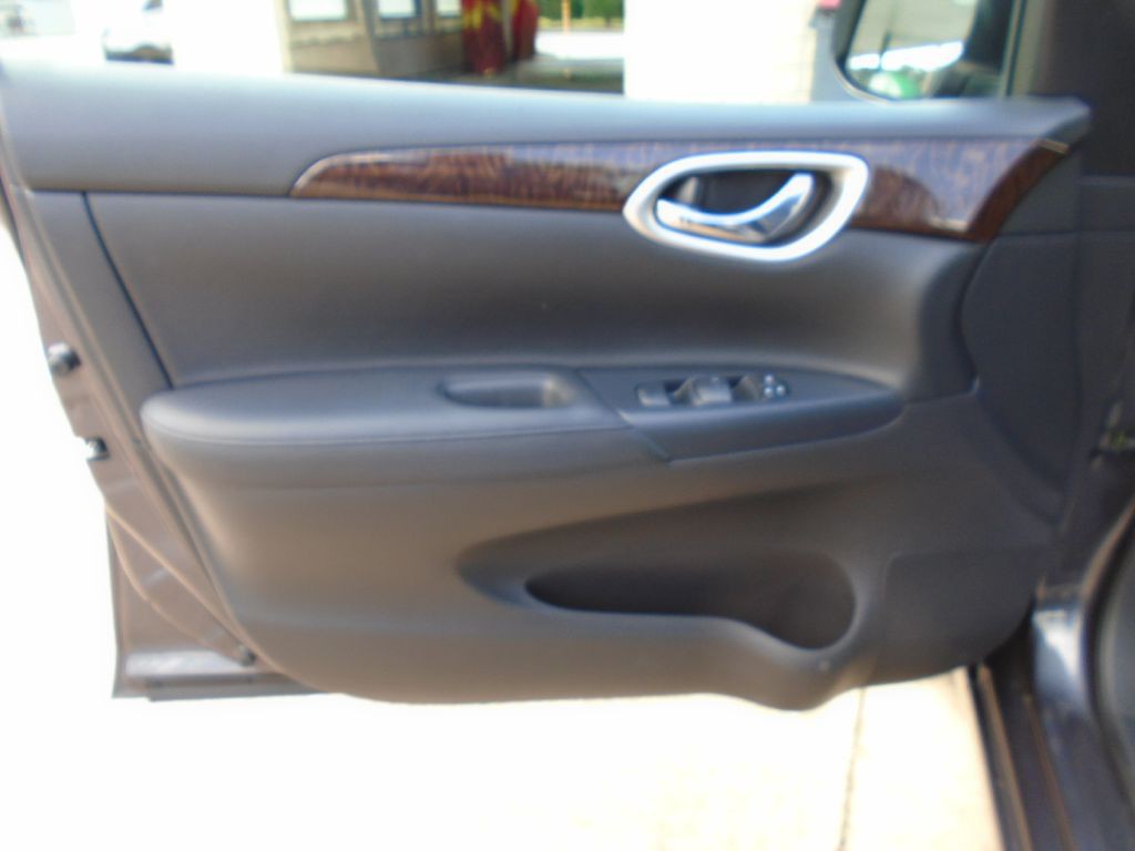 2013 Nissan Sentra Image 7