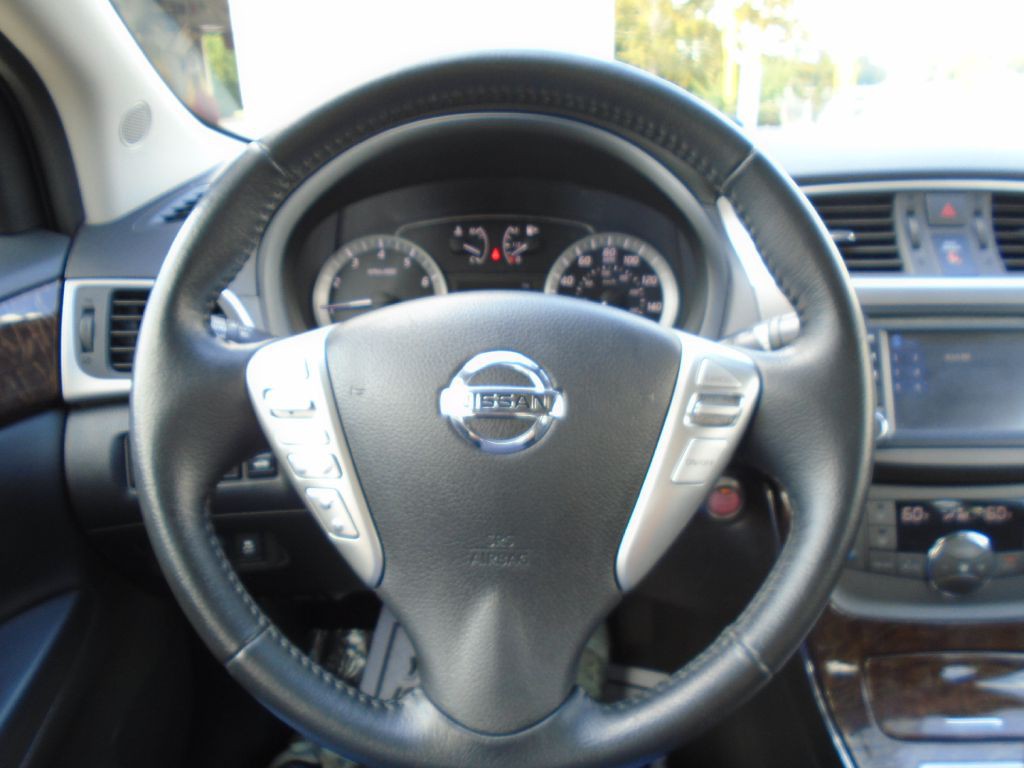 2013 Nissan Sentra Image 17
