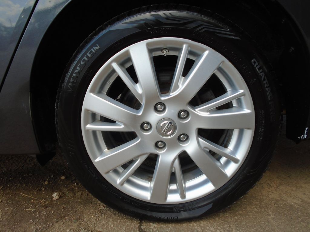 2013 Nissan Sentra Image 23