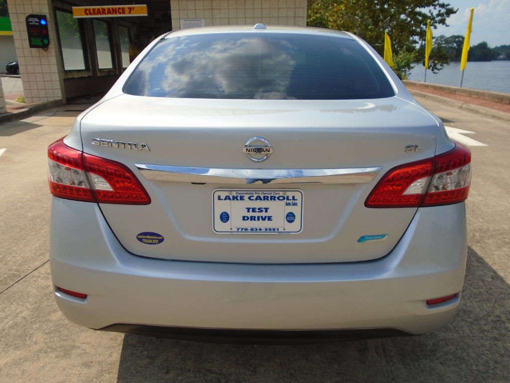 2013 Nissan Sentra Image 2