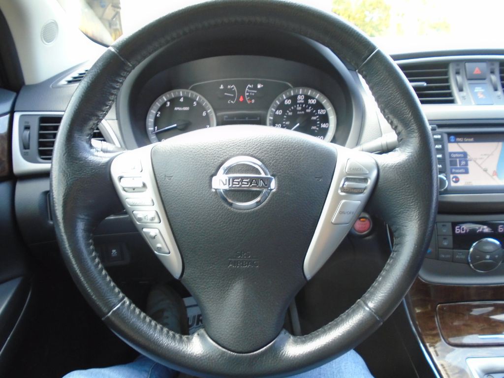 2013 Nissan Sentra Image 14
