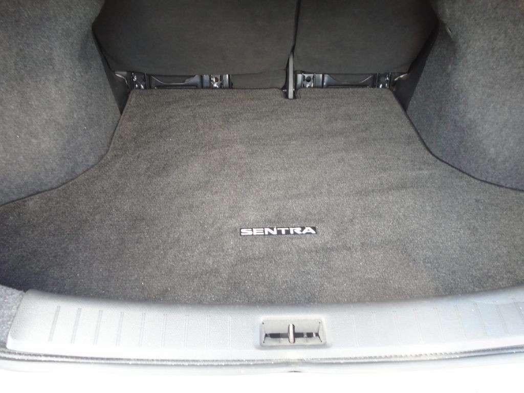 2013 Nissan Sentra Image 19