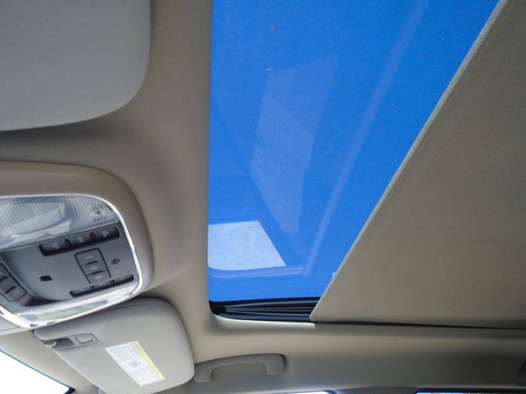 2011 Jeep Grand Cherokee Image 21