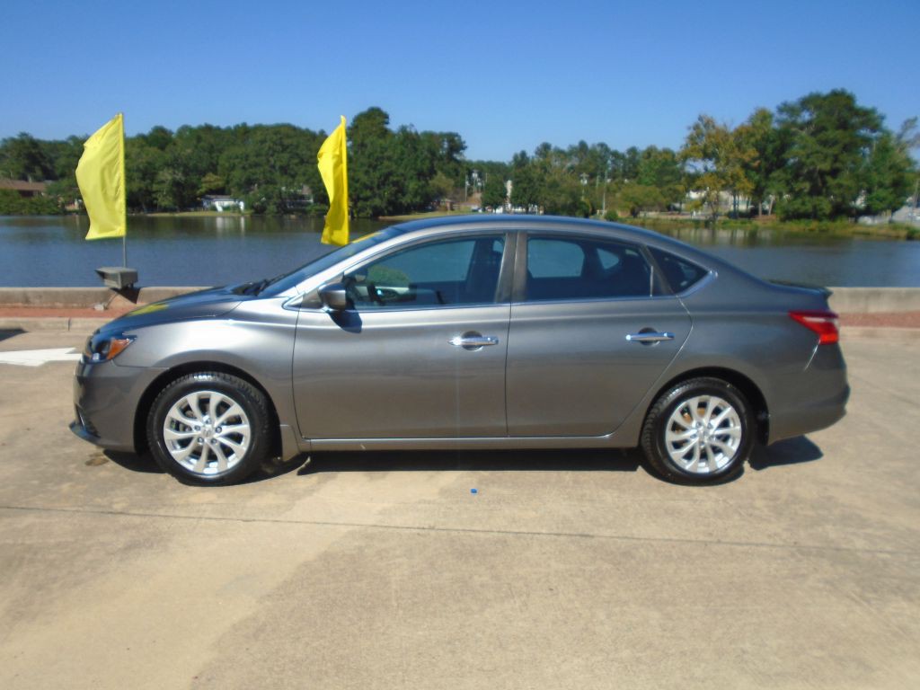 2017 Nissan Sentra Image 3