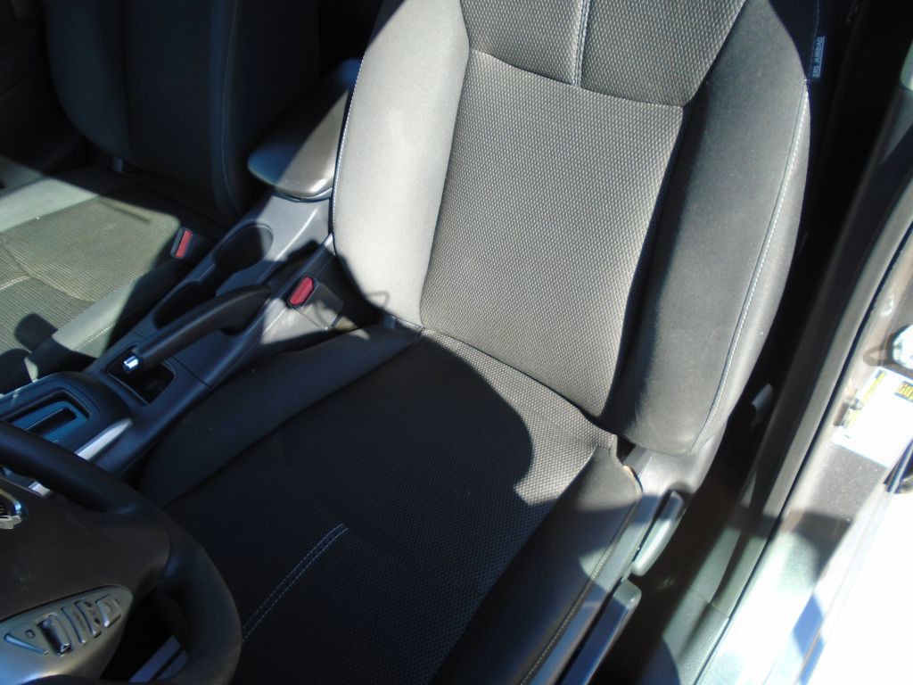 2017 Nissan Sentra Image 11