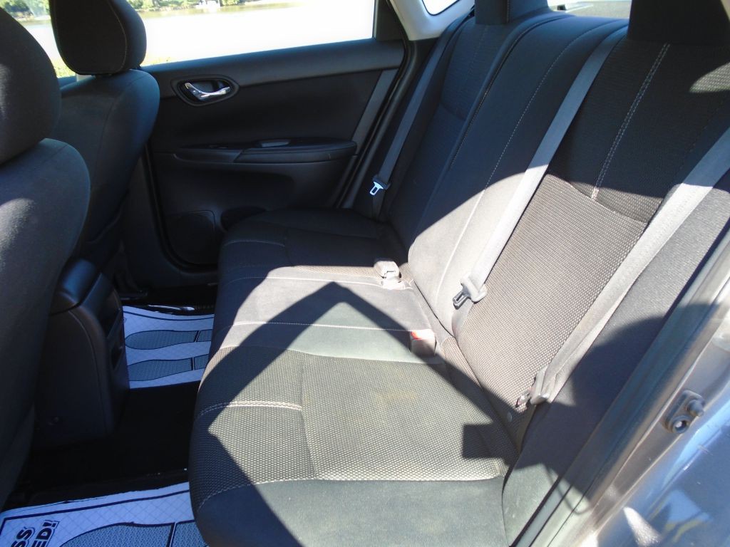 2017 Nissan Sentra Image 14