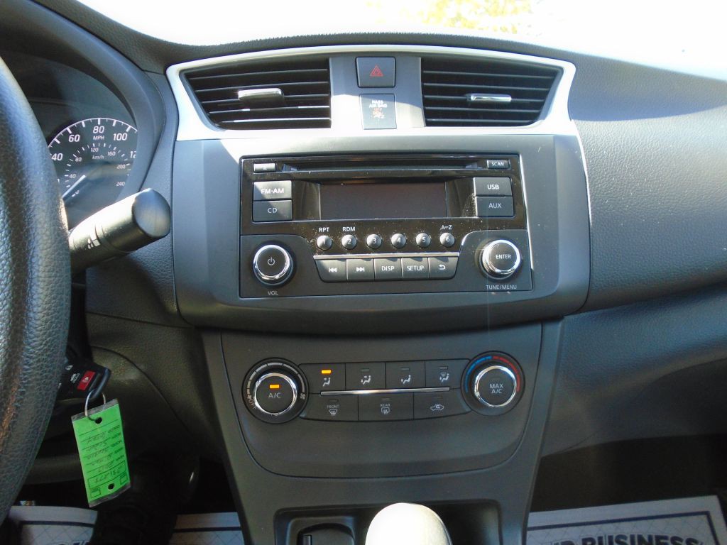 2017 Nissan Sentra Image 20