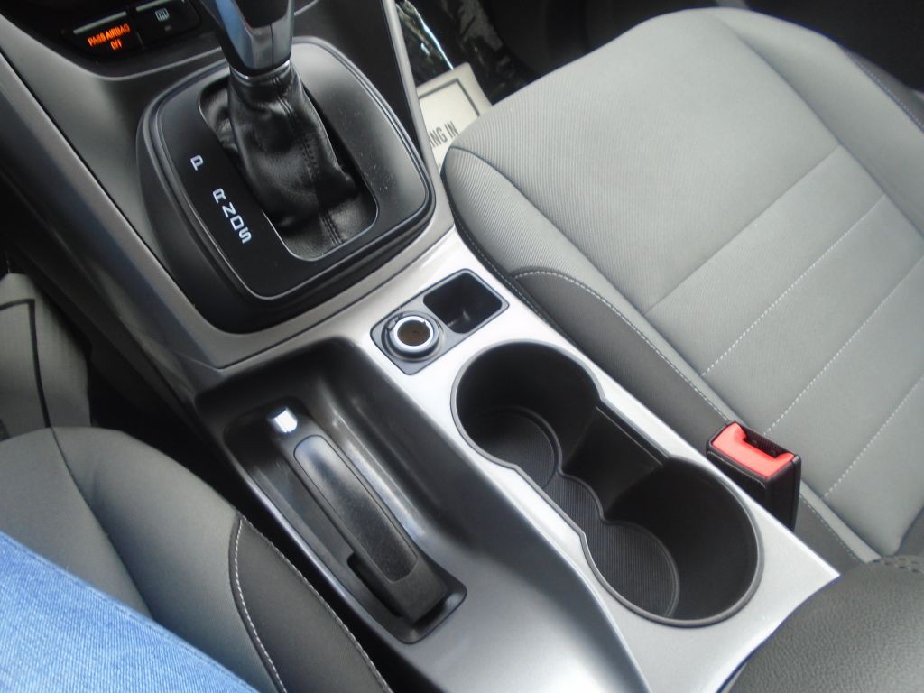 2016 Ford Escape Image 19