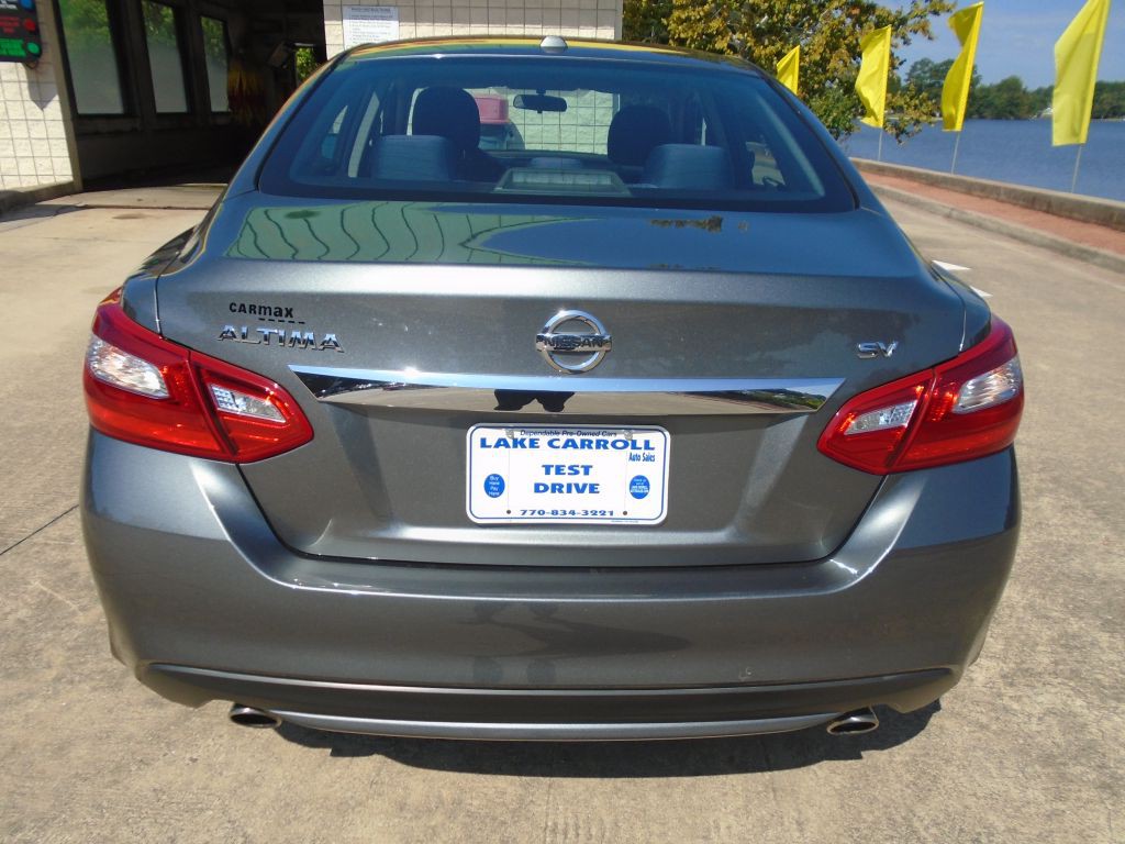 2016 Nissan Altima Image 2