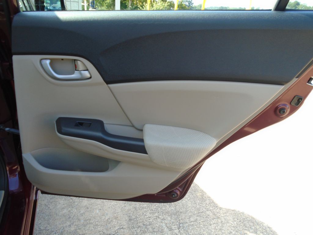 2012 Honda Civic Image 9