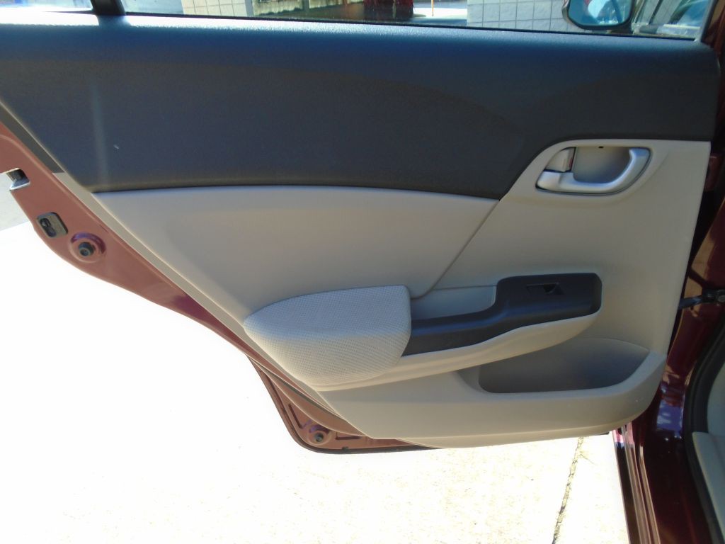 2012 Honda Civic Image 10