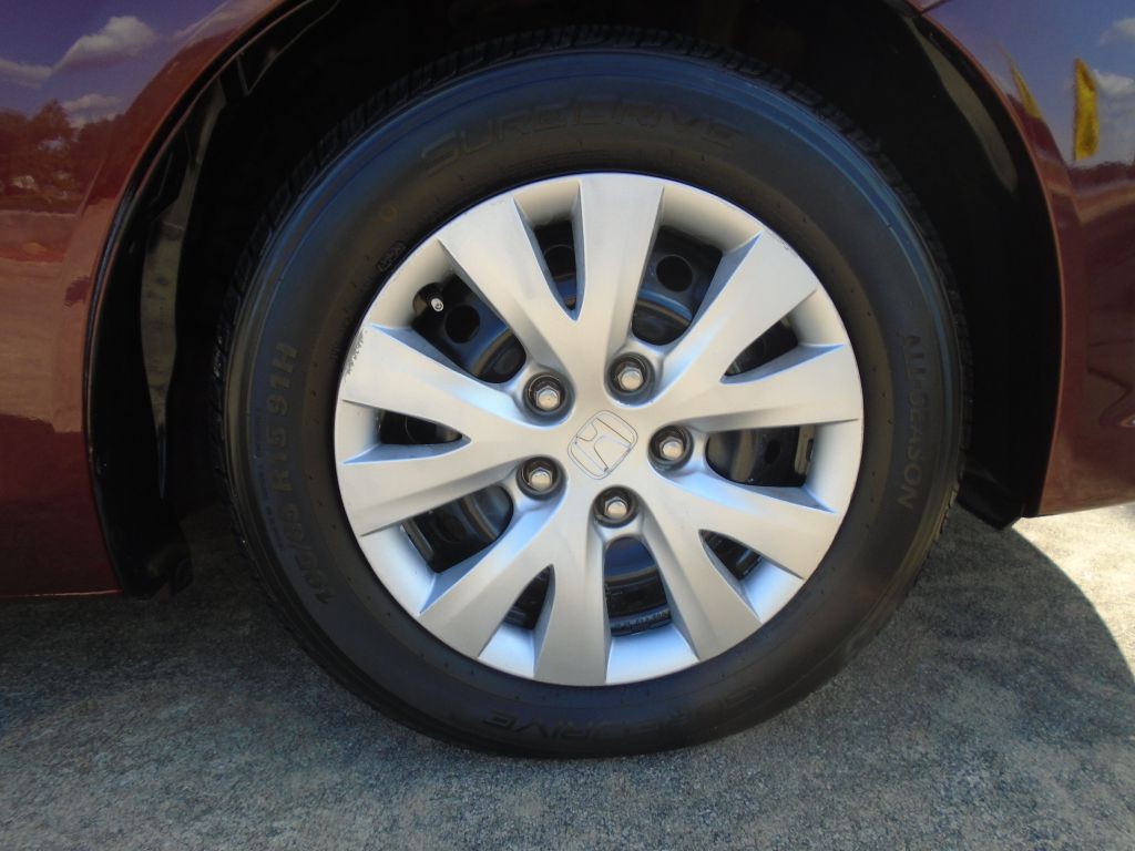 2012 Honda Civic Image 23