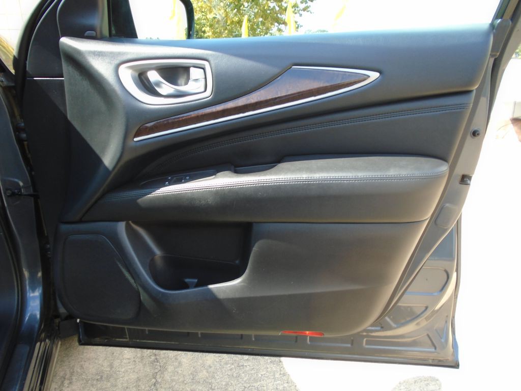 2013 INFINITI JX35 Image 8