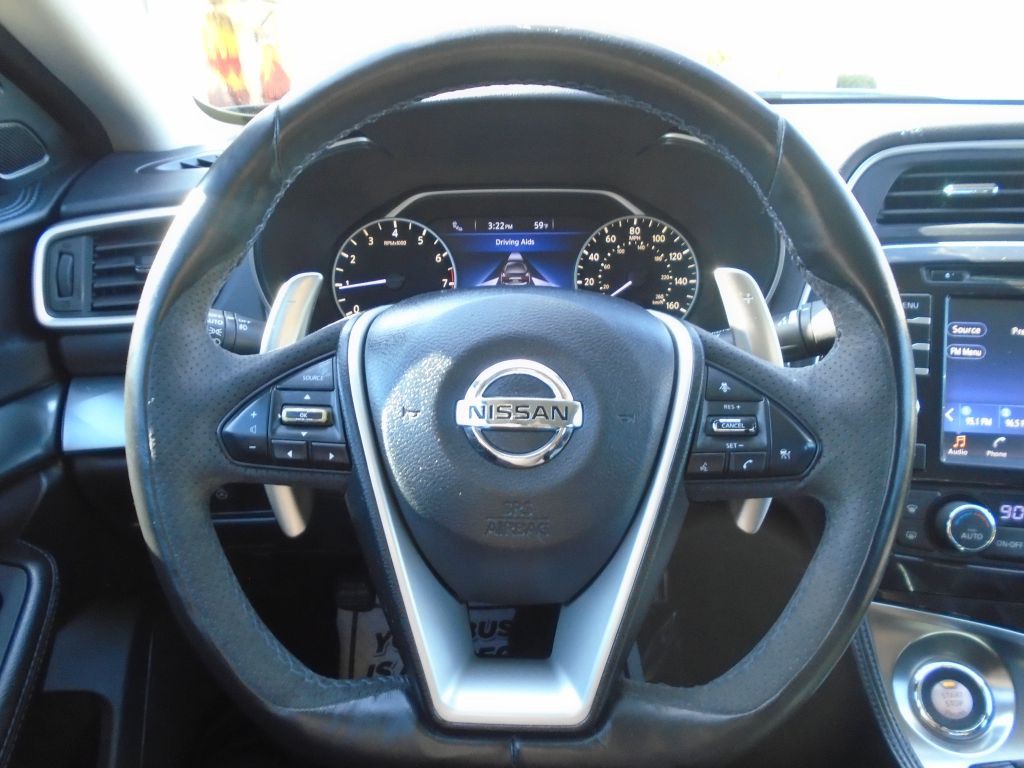 2016 Nissan Maxima Image 18