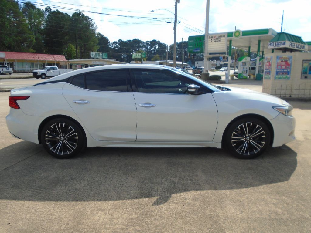2016 Nissan Maxima Image 4