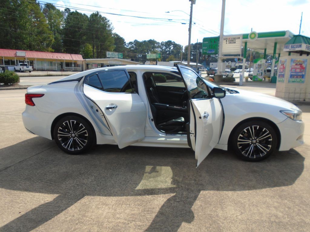 2016 Nissan Maxima Image 5