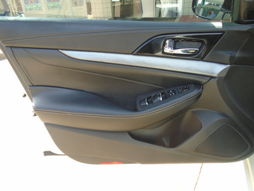 2016 Nissan Maxima Image 7