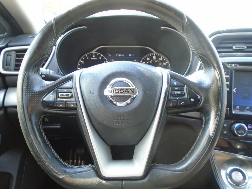 2016 Nissan Maxima Image 18