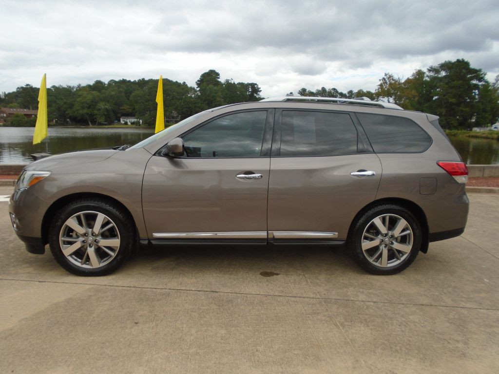 2014 Nissan Pathfinder Image 3
