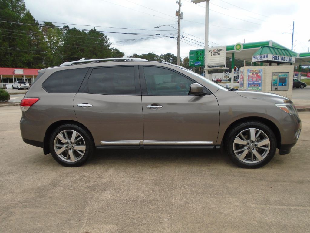 2014 Nissan Pathfinder Image 4