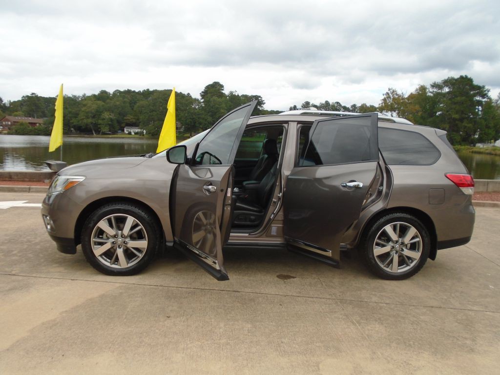 2014 Nissan Pathfinder Image 6