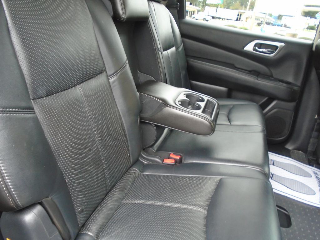2014 Nissan Pathfinder Image 13