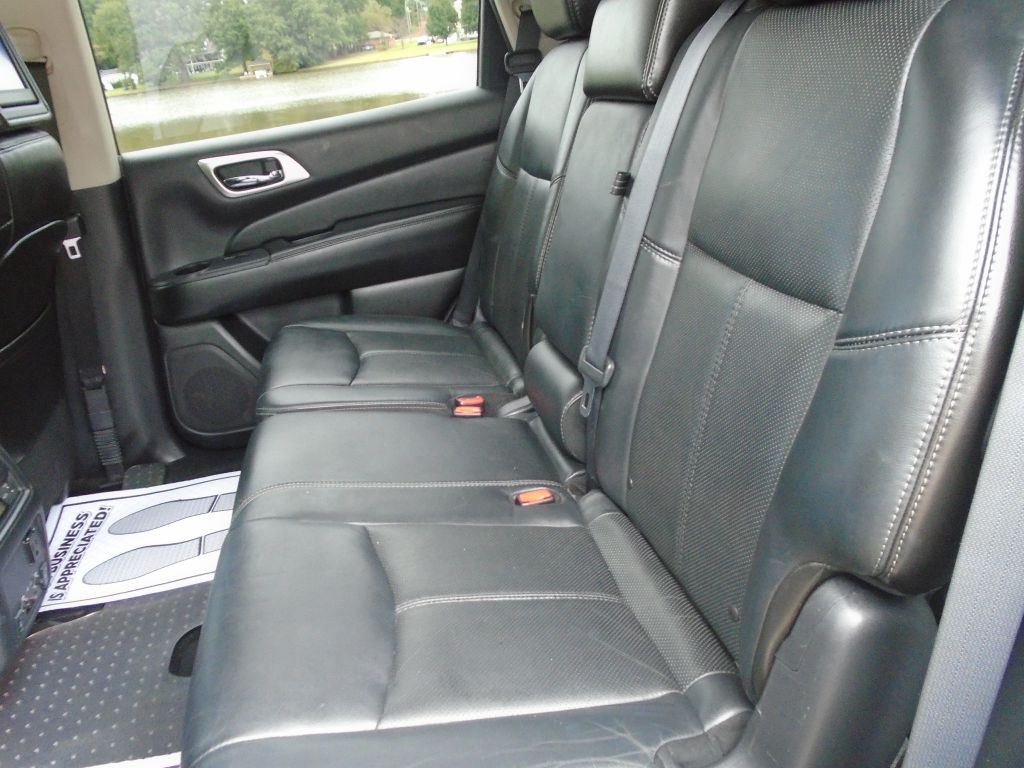 2014 Nissan Pathfinder Image 14