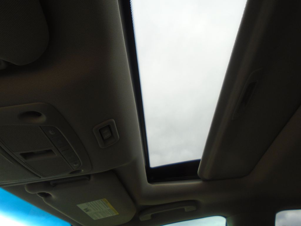 2014 Nissan Pathfinder Image 24
