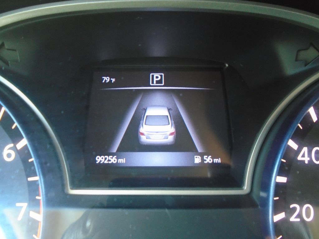 2016 Nissan Altima Image 18