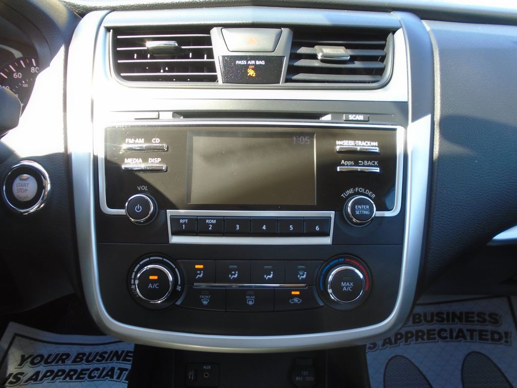 2016 Nissan Altima Image 20