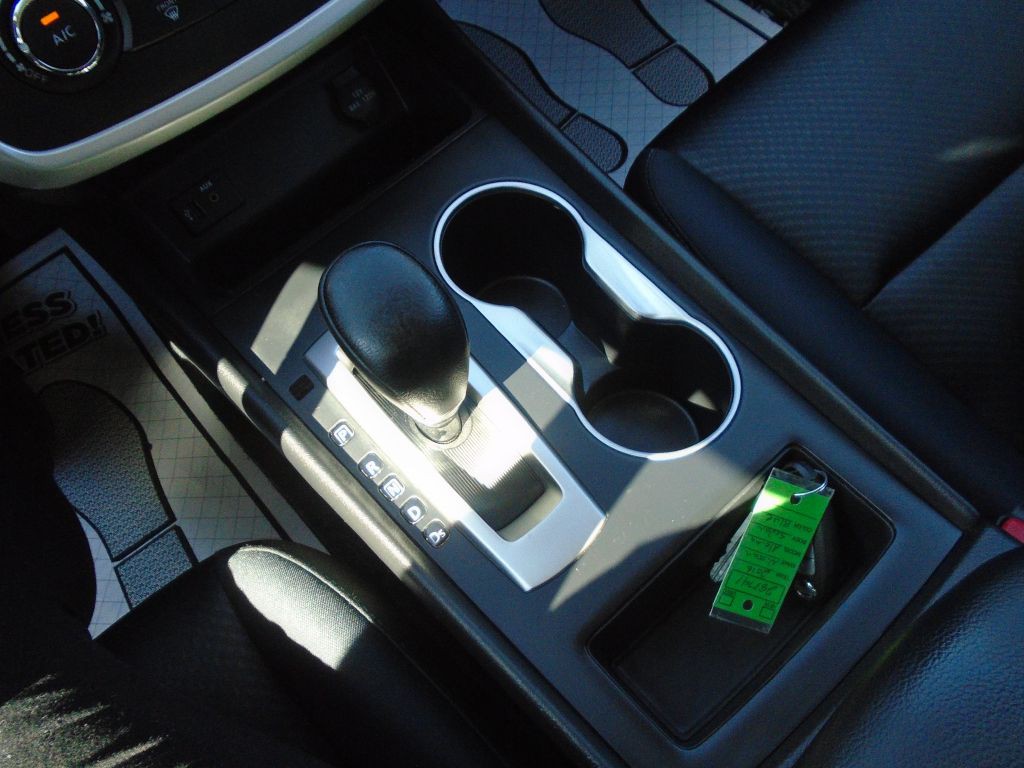 2016 Nissan Altima Image 22