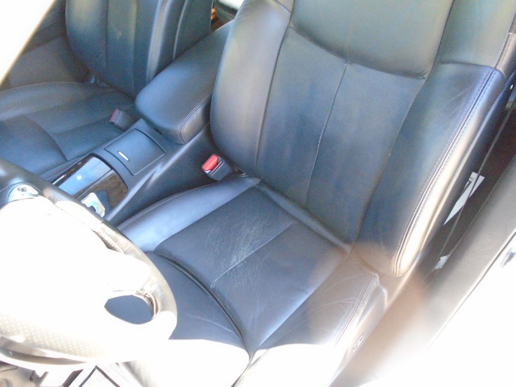 2010 Nissan Maxima Image 11