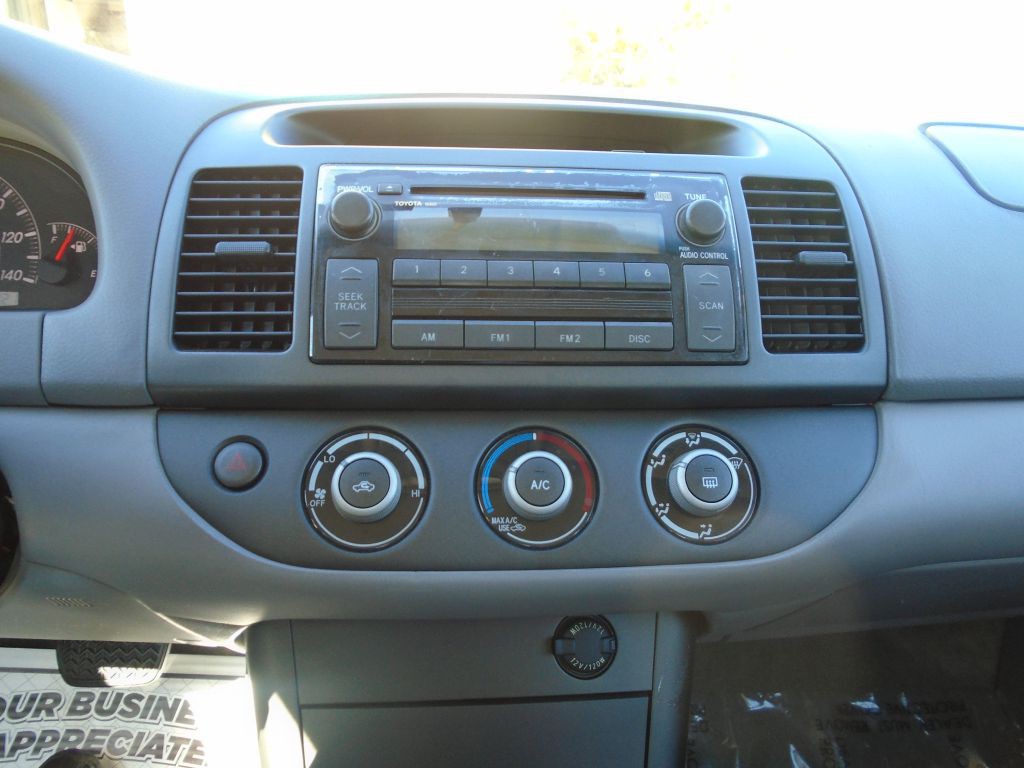 2006 Toyota Camry Image 19