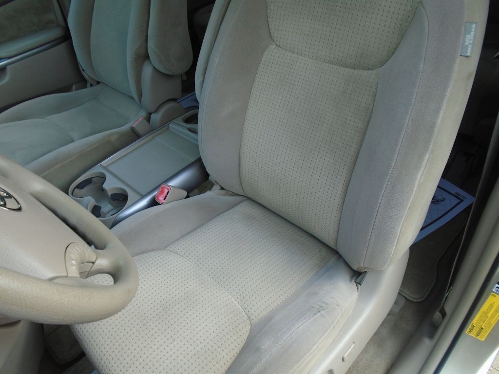 2010 Toyota Sienna Image 10