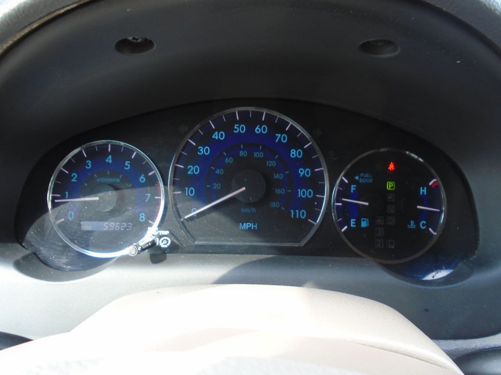 2010 Toyota Sienna Image 15