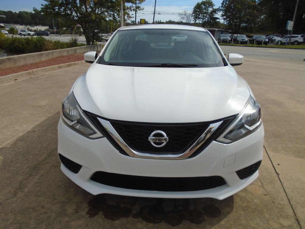 2017 Nissan Sentra Image 1