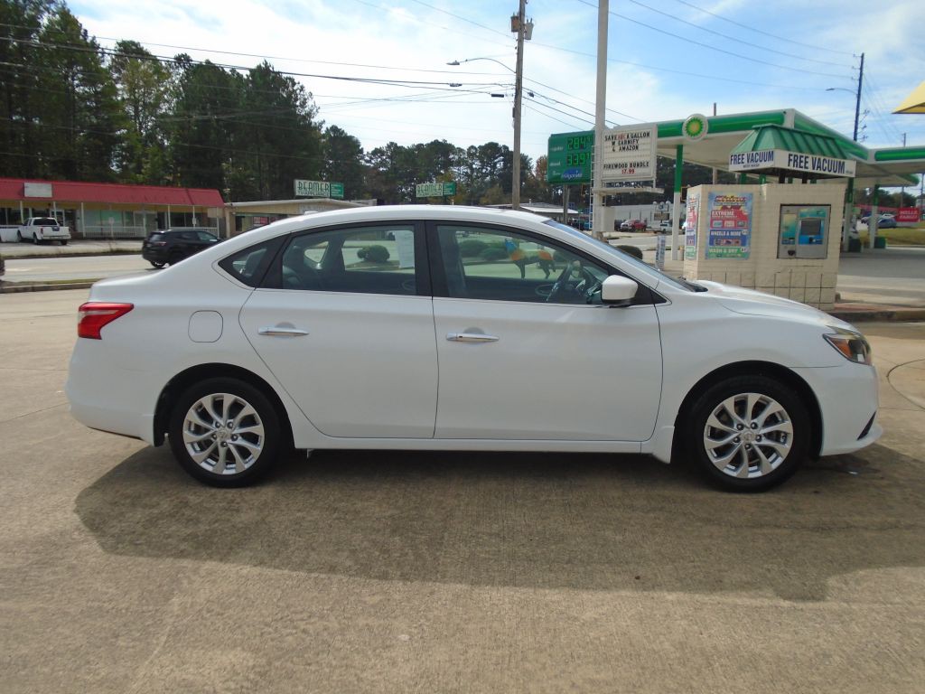 2017 Nissan Sentra Image 4
